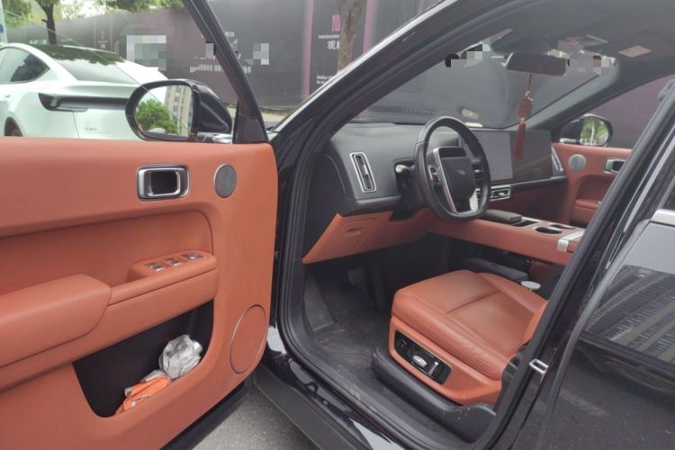 Used Li Auto L8 2023 Pro Model Interior 3