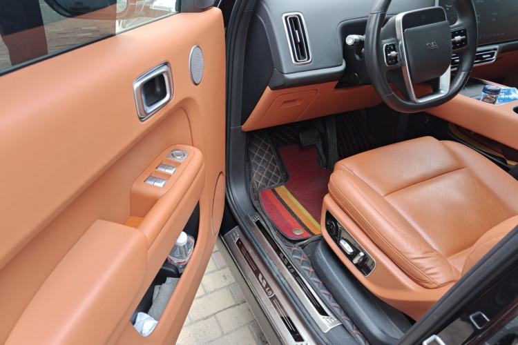 Used Li Auto L8 2023 Max model Interior 3