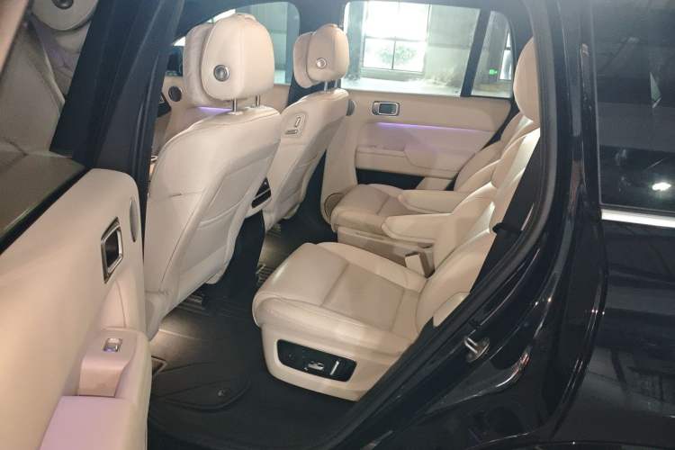 Used Li Auto L8 2023 Pro Model Interior 4