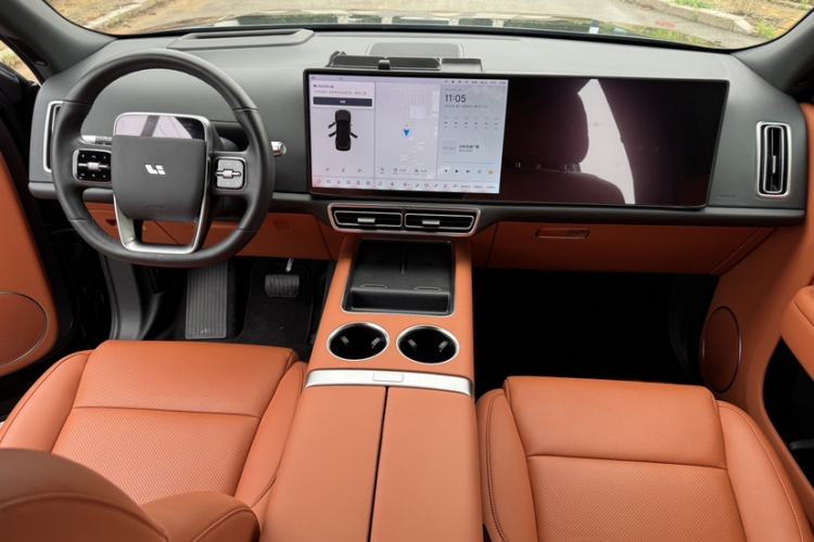 Used Li Auto L8 2023 Air model Interior 5