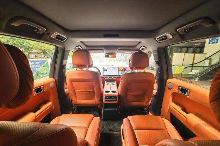 Used Li Auto L8 2023 Pro Model Interior 5