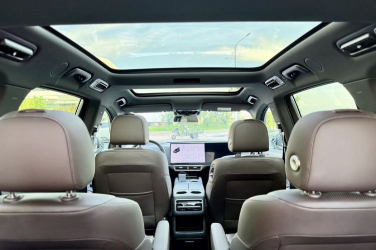 Used Li Auto L8 2023 Air model Interior 5