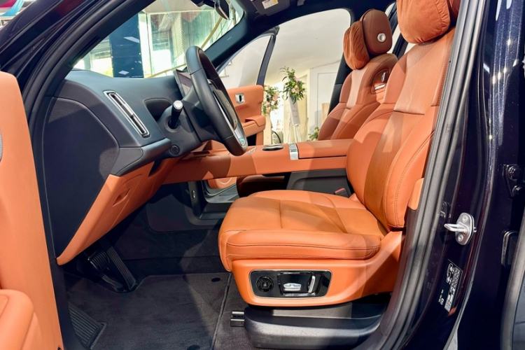 Used Li Auto L8 2023 Pro Model Interior 8