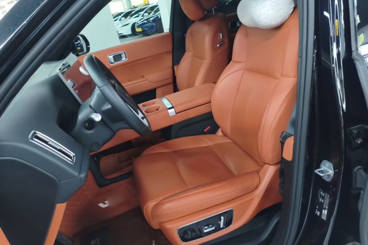 Used Li Auto L8 2023 Pro Model Left Front Seat