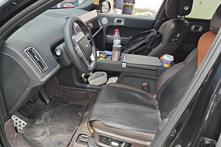 Used Li Auto L8 2023 Pro Model Left Front Seat