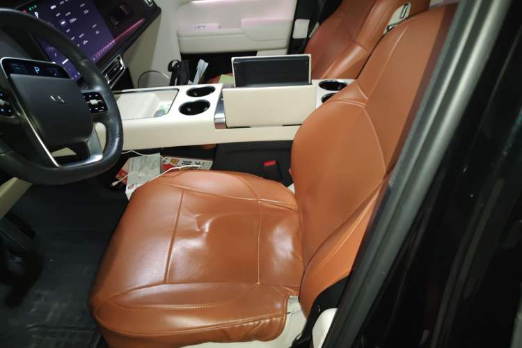 Used Li Auto L8 2023 Pro Model Left Front Seat