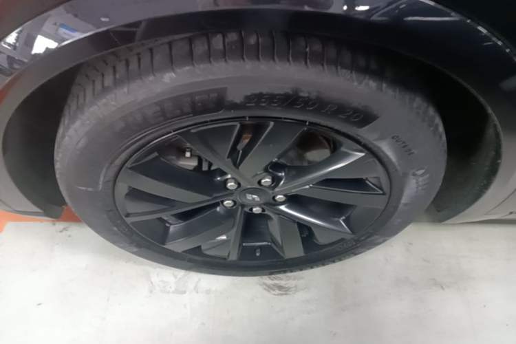 Used Li Auto L8 2023 Pro Model Left Front Wheel Hub