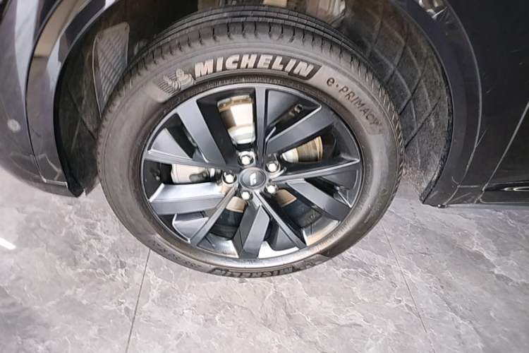 Used Li Auto L8 2023 Pro Model Left Front Wheel Hub