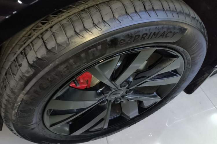 Used Li Auto L8 2023 Pro Model Left Front Wheel Hub