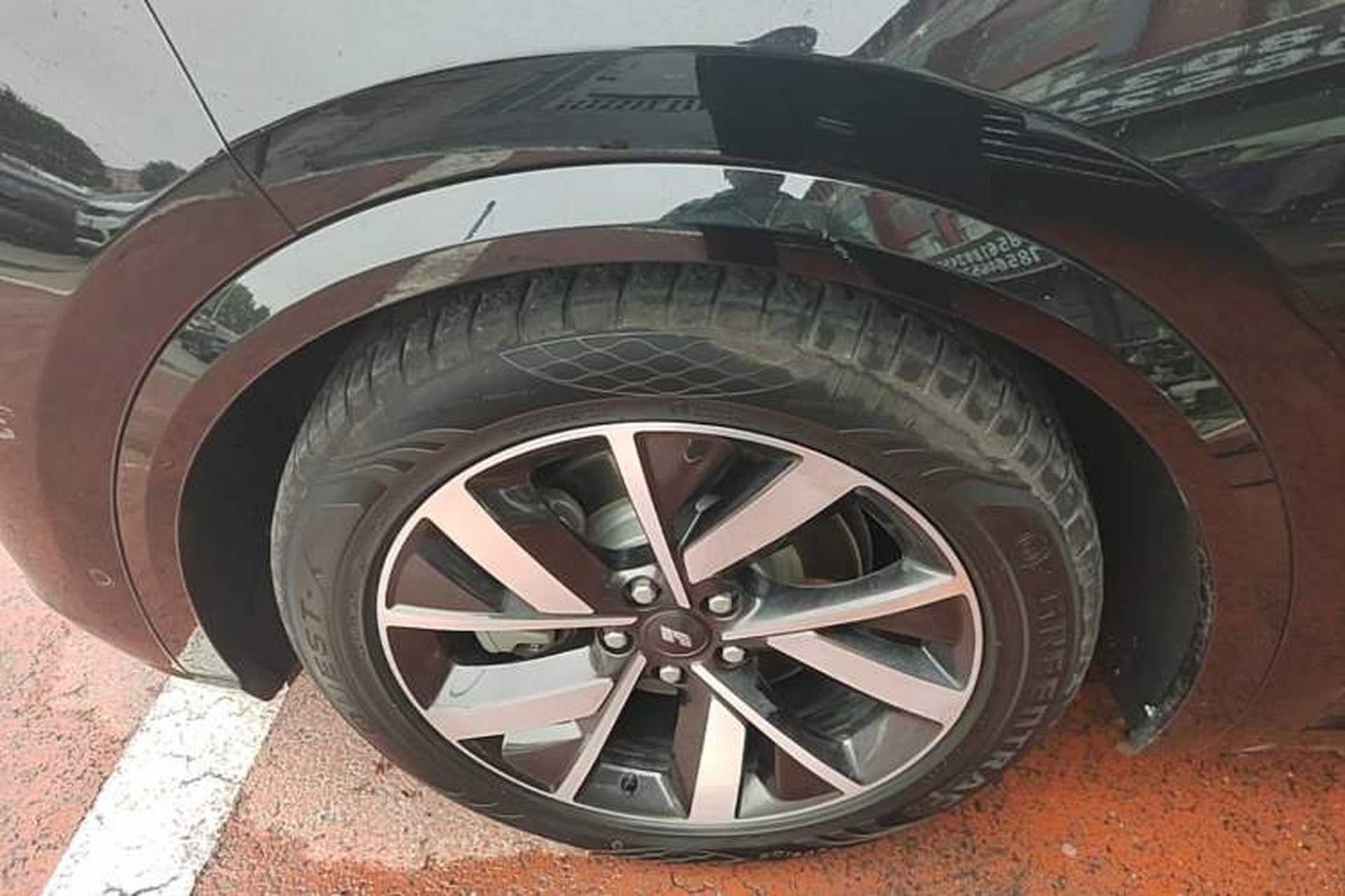 Used Li Auto L8 2023 Pro Model Left Front Wheel Hub