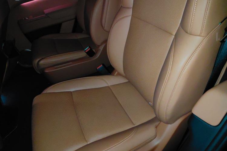 Used Li Auto L8 2023 Pro Model Left Rear Seat