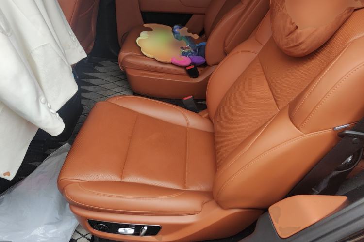 Used Li Auto L8 2023 Pro Model Left Rear Seat