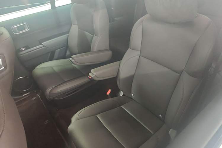 Used Li Auto L8 2023 Air model Left Rear Seat