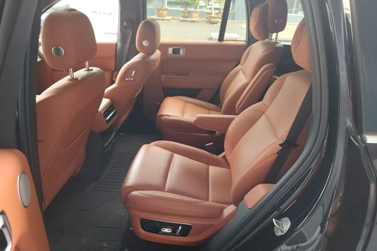 Used Li Auto L8 2023 Pro Model Left Rear Seat