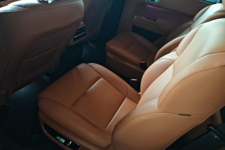 Used Li Auto L8 2023 Pro Model Left Rear Seat