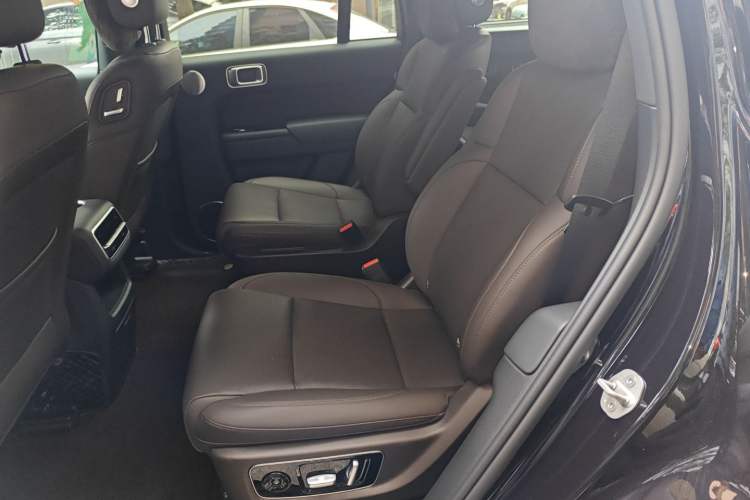 Used Li Auto L8 2023 Pro Model Left Rear Seat