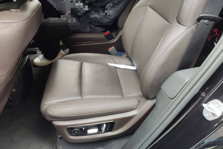 Used Li Auto L8 2023 Pro Model Left Rear Seat