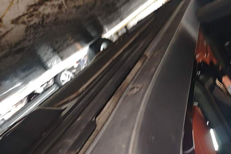 Used Li Auto L8 2023 Pro Model Left Side Sill