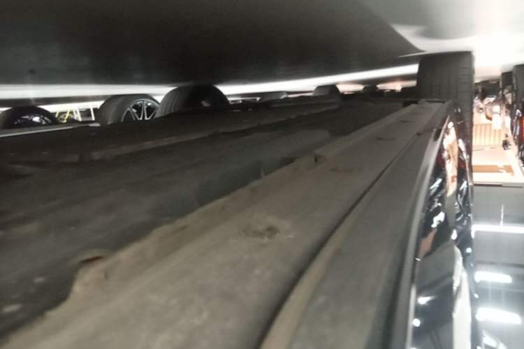 Used Li Auto L8 2023 Pro Model Left Side Sill