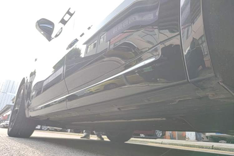 Used Li Auto L8 2023 Pro Model Left Side Sill