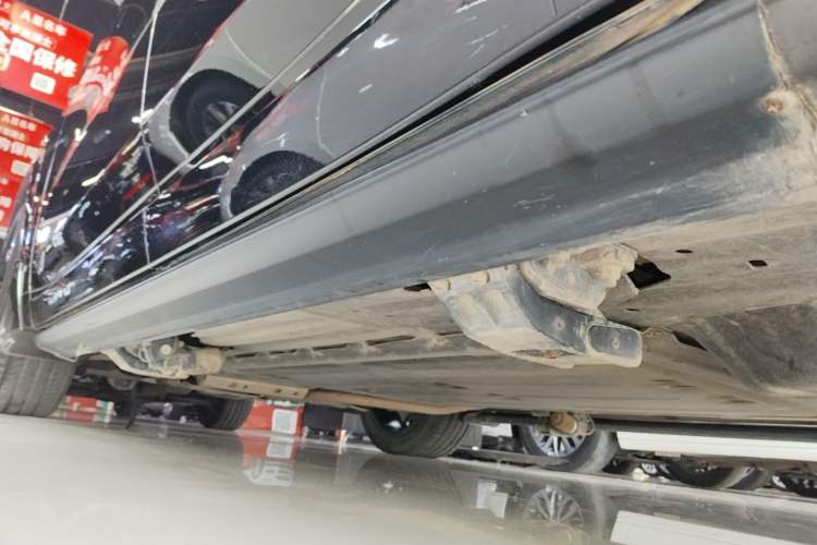 Used Li Auto L8 2023 Pro Model Left Side Sill