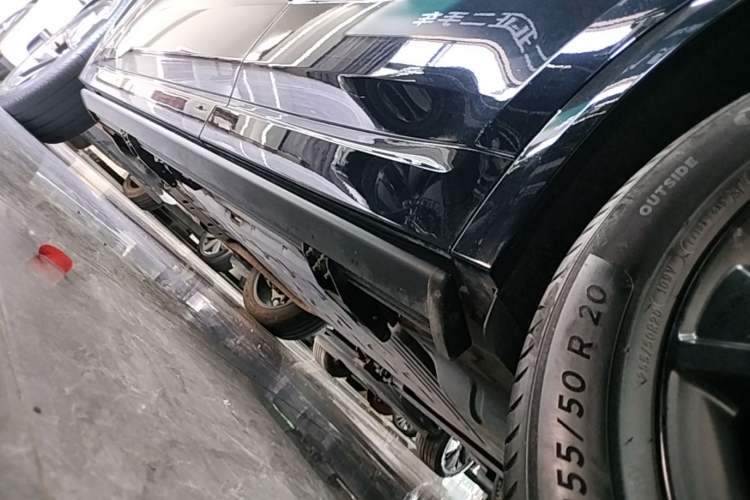 Used Li Auto L8 2023 Pro Model Left Side Sill