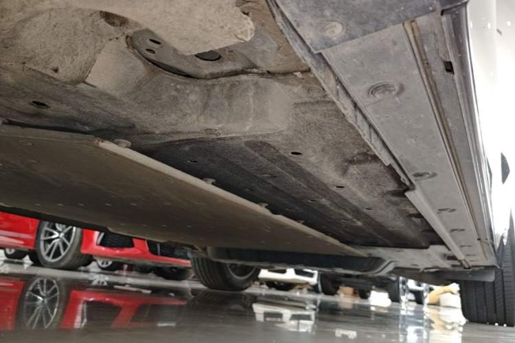 Used Li Auto L8 2023 Pro Model Left Side Sill
