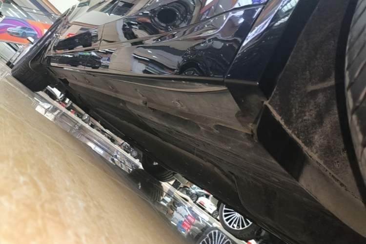 Used Li Auto L8 2023 Pro Model Left Side Sill