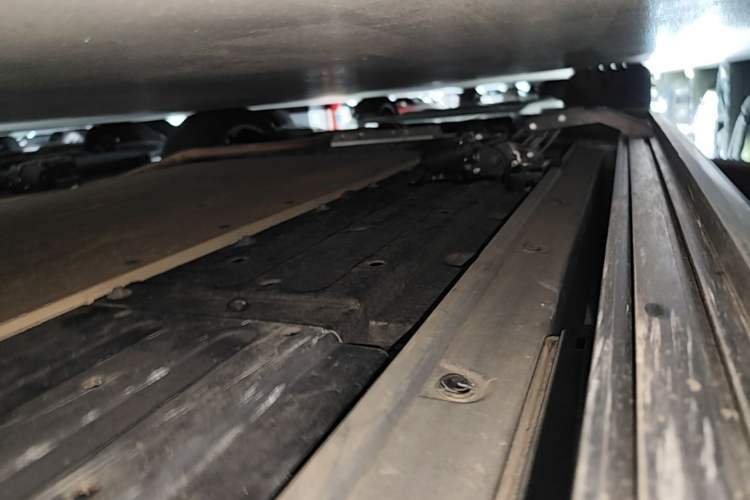 Used Li Auto L8 2023 Pro Model Left Side Sill