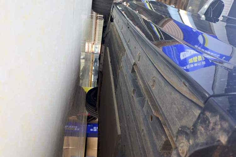 Used Li Auto L8 2023 Air model Left Side Sill