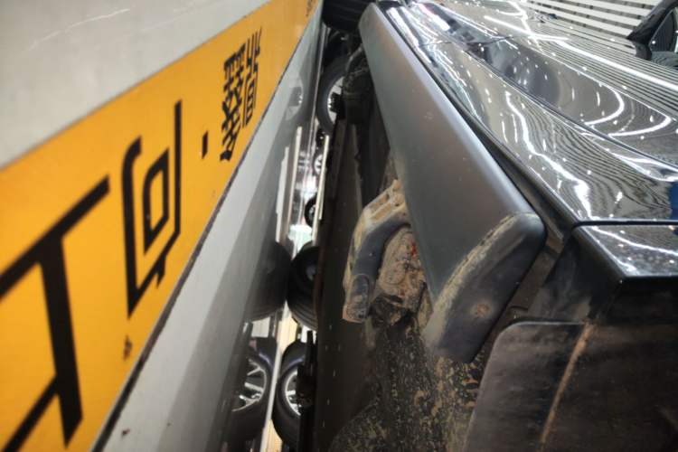 Used Li Auto L8 2023 Pro Model Left Side Sill