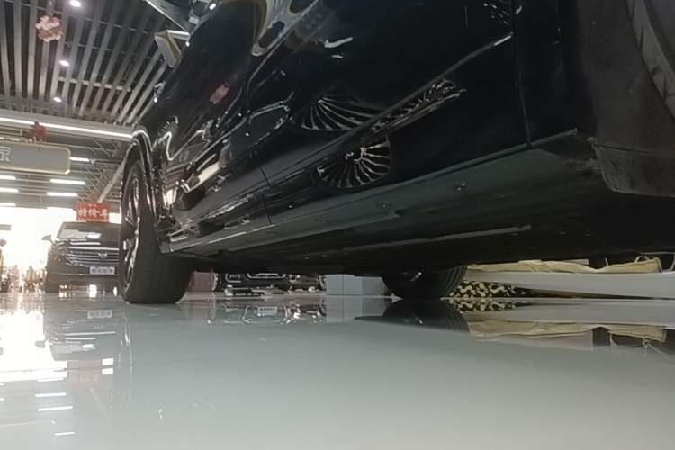 Used Li Auto L8 2023 Pro Model Left Side Sill