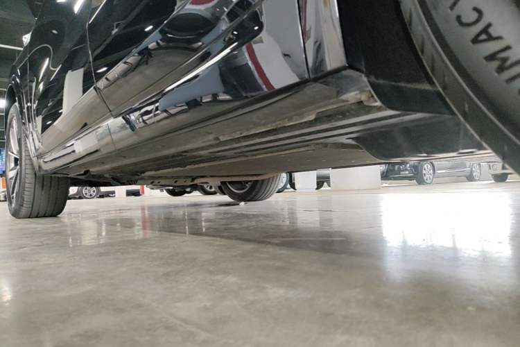 Used Li Auto L8 2023 Pro Model Left Side Sill