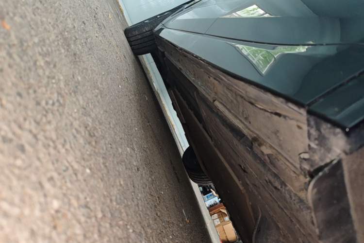 Used Li Auto L8 2023 Max model Left Side Sill