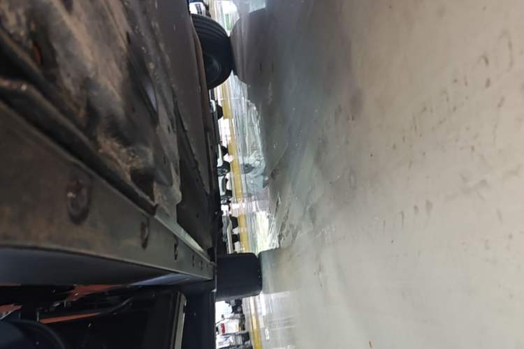 Used Li Auto L8 2023 Pro Model Left Side Sill