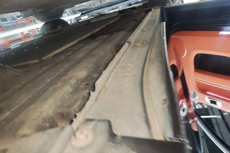 Used Li Auto L8 2023 Max model Left Side Sill