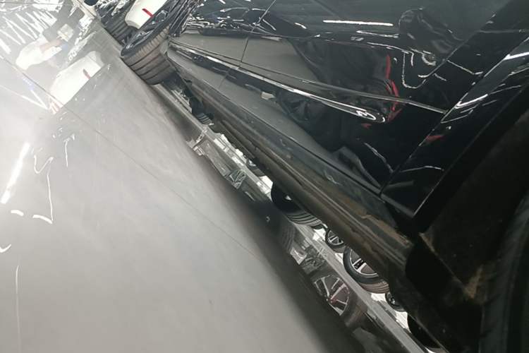Used Li Auto L8 2023 Pro Model Left Side Sill