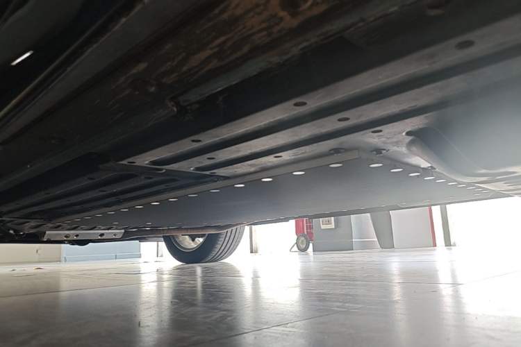 Used Li Auto L8 2023 Air model Left Side Sill