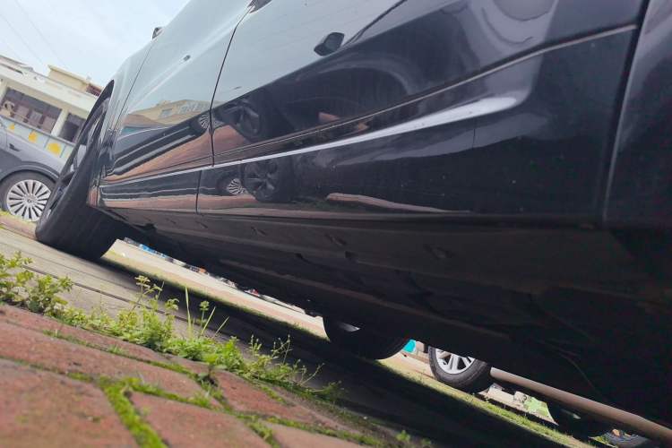 Used Li Auto L8 2023 Pro Model Left Side Sill