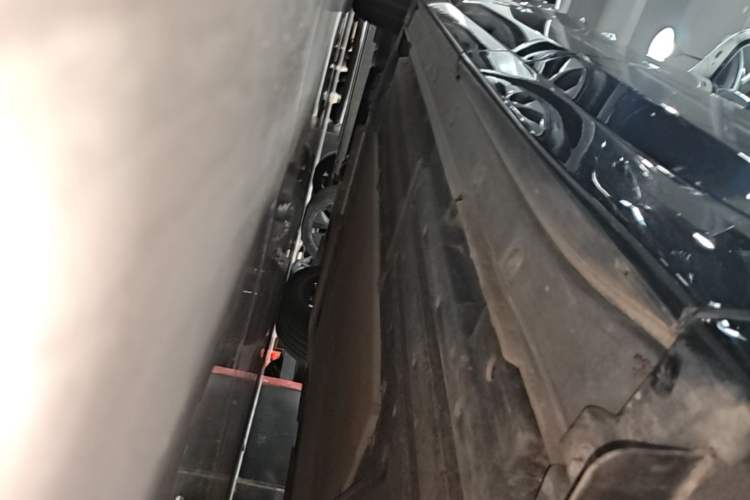 Used Li Auto L8 2023 Pro Model Left Side Sill
