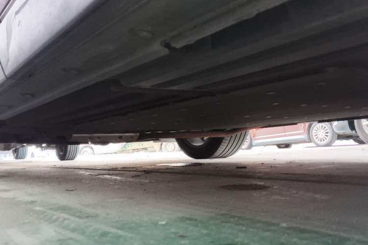 Used Li Auto L8 2023 Pro Model Left Side Sill