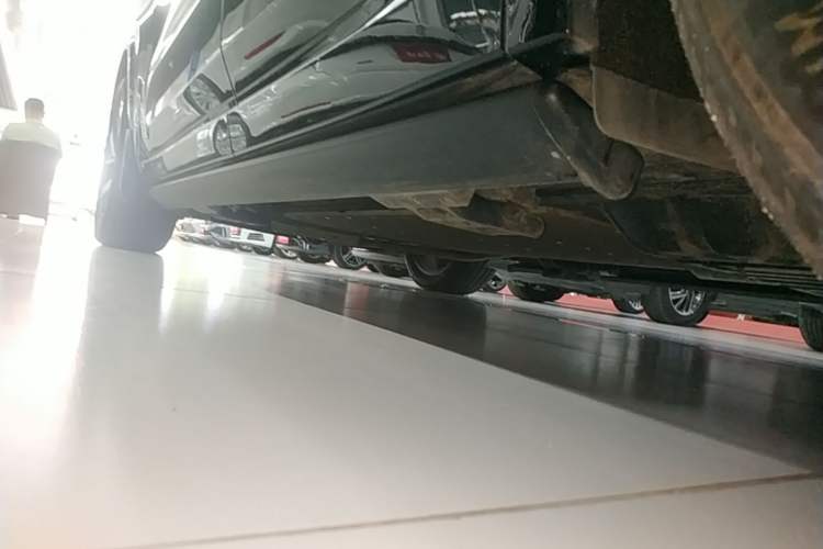 Used Li Auto L8 2023 Pro Model Left Side Sill