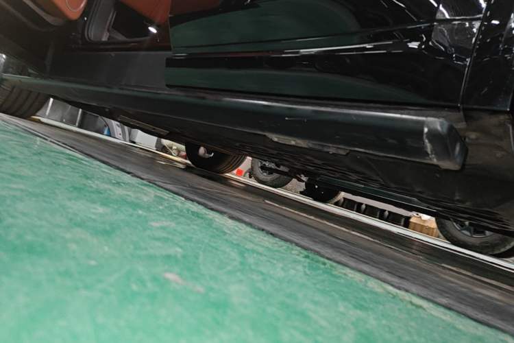 Used Li Auto L8 2023 Air model Left Side Sill