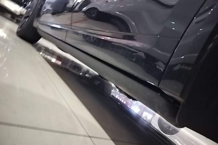 Used Li Auto L8 2023 Pro Model Left Side Sill