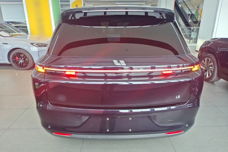 Used Li Auto L8 2023 Pro Model Rear