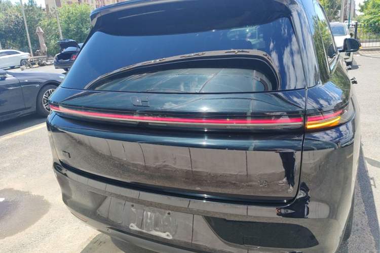 Used Li Auto L8 2023 Pro Model Rear