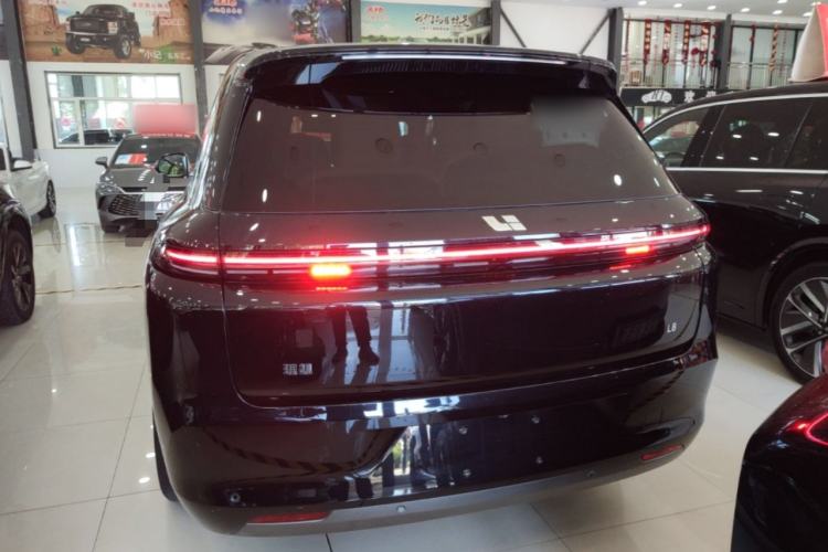 Used Li Auto L8 2023 Pro Model Rear