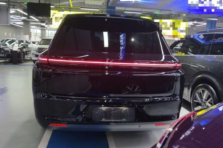 Used Li Auto L8 2023 Pro Model Rear