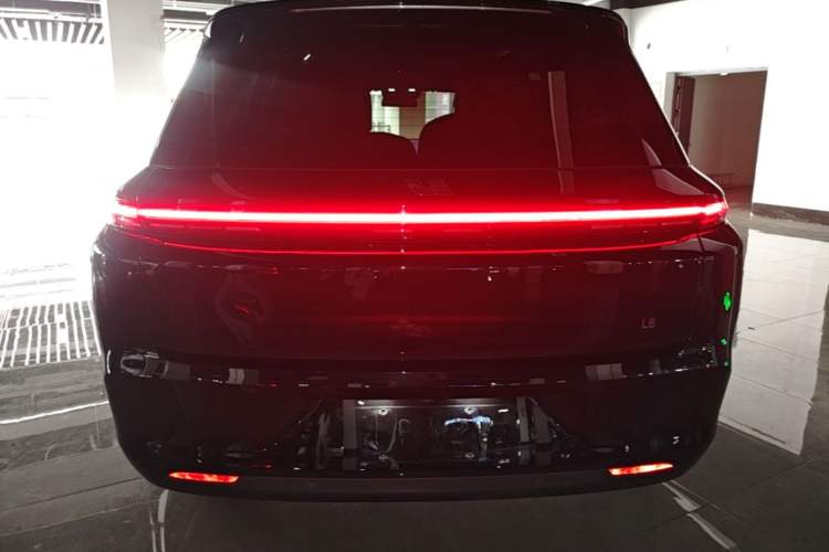 Used Li Auto L8 2023 Pro Model Rear