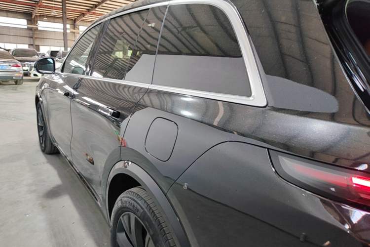 Used Li Auto L8 2023 Air model Rear Left 45 Deg